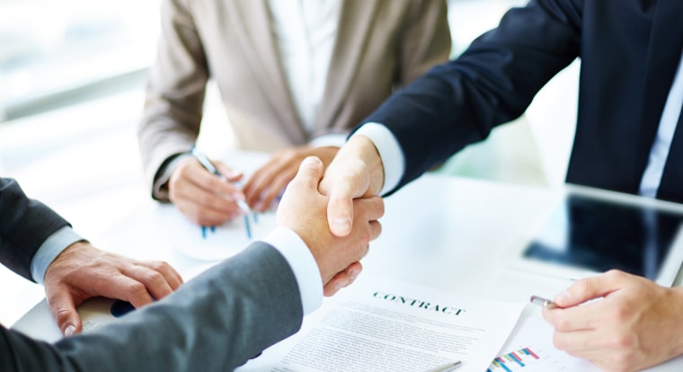 Contrat commercial : Trouver un avocat spécialisé en droit des affaires